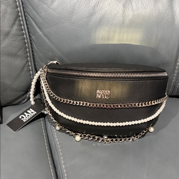 CLEARANCE !! Brand New Steve Madden Bundle - Picture 4 of 4